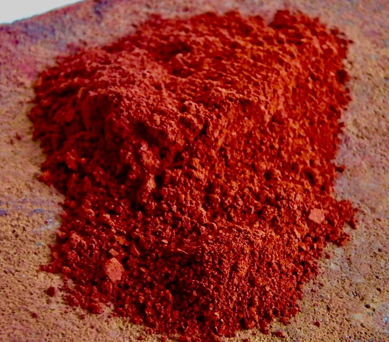 Red ochre pigment